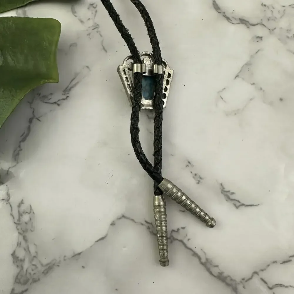 Vintage 90s Bolo Tie One Size Black Leather Silver Tone Metal Faux Turquoise